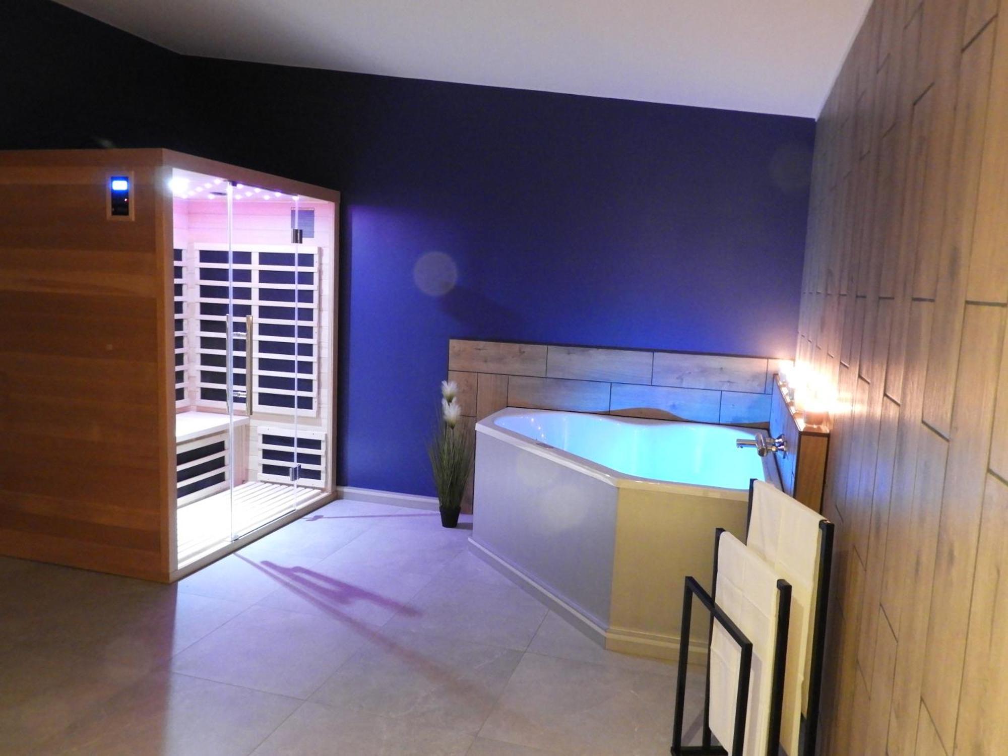 Hors Du Temps Hotel Libramont-Chevigny Buitenkant foto